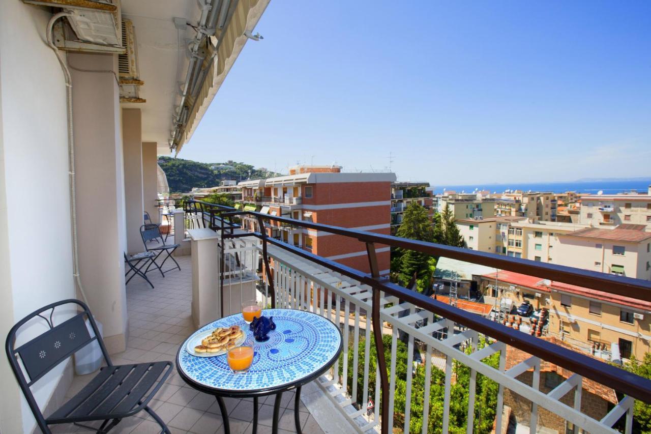 Amore Rentals - Appartamento Cielomare Sorrento Ngoại thất bức ảnh
