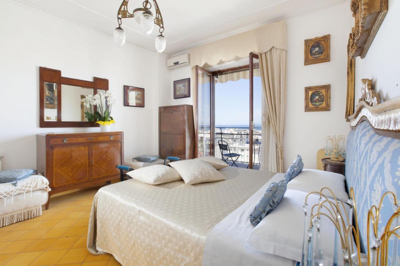 Amore Rentals - Appartamento Cielomare Sorrento Ngoại thất bức ảnh