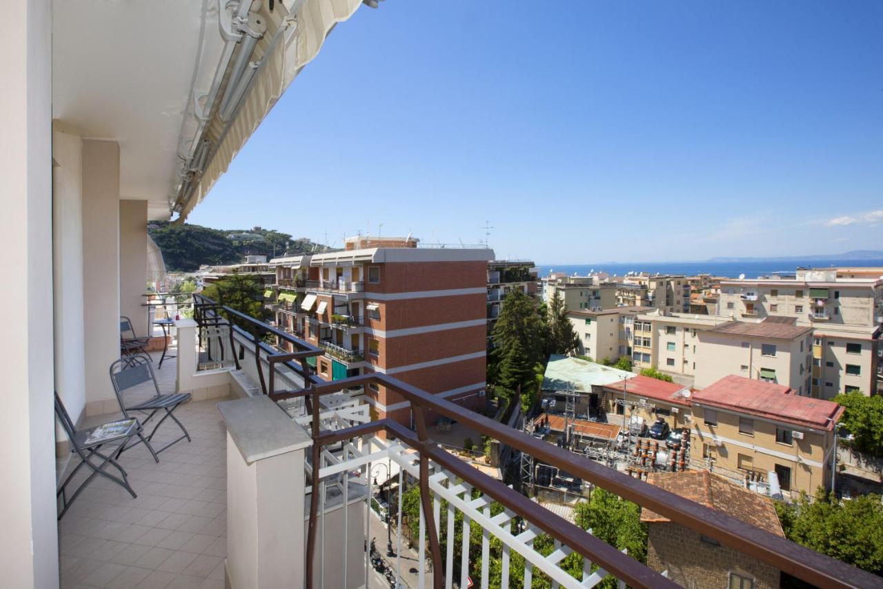 Amore Rentals - Appartamento Cielomare Sorrento Ngoại thất bức ảnh