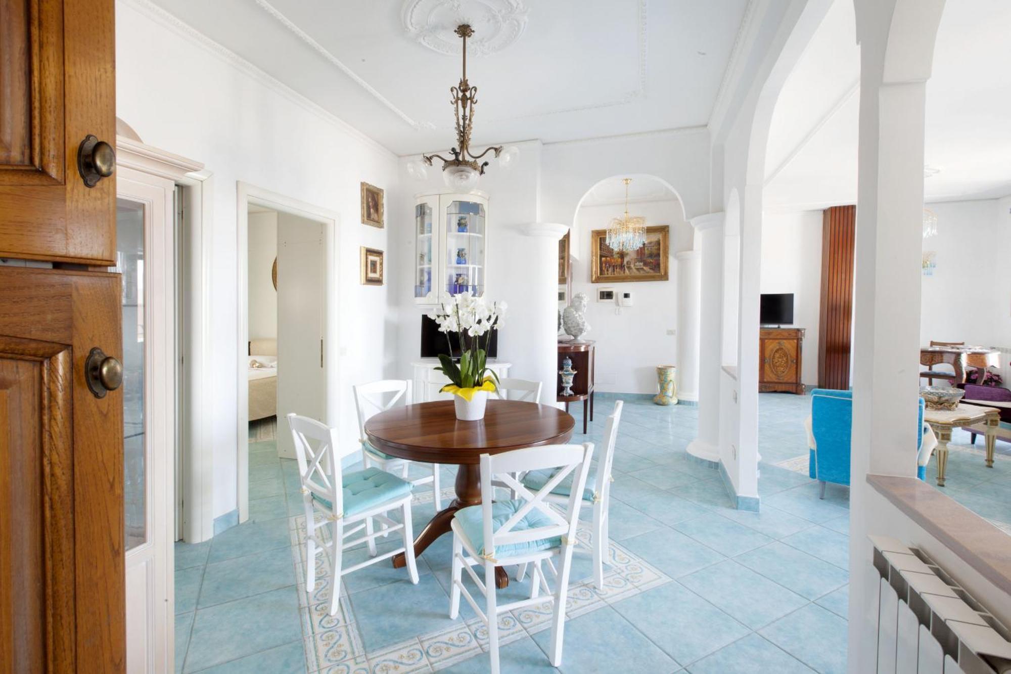 Amore Rentals - Appartamento Cielomare Sorrento Ngoại thất bức ảnh